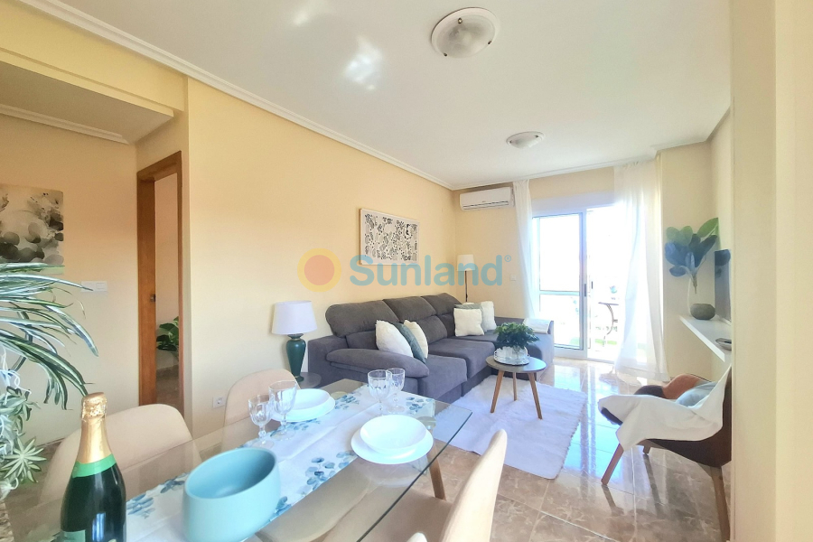 Resale - Apartamento - Torrevieja - Centro