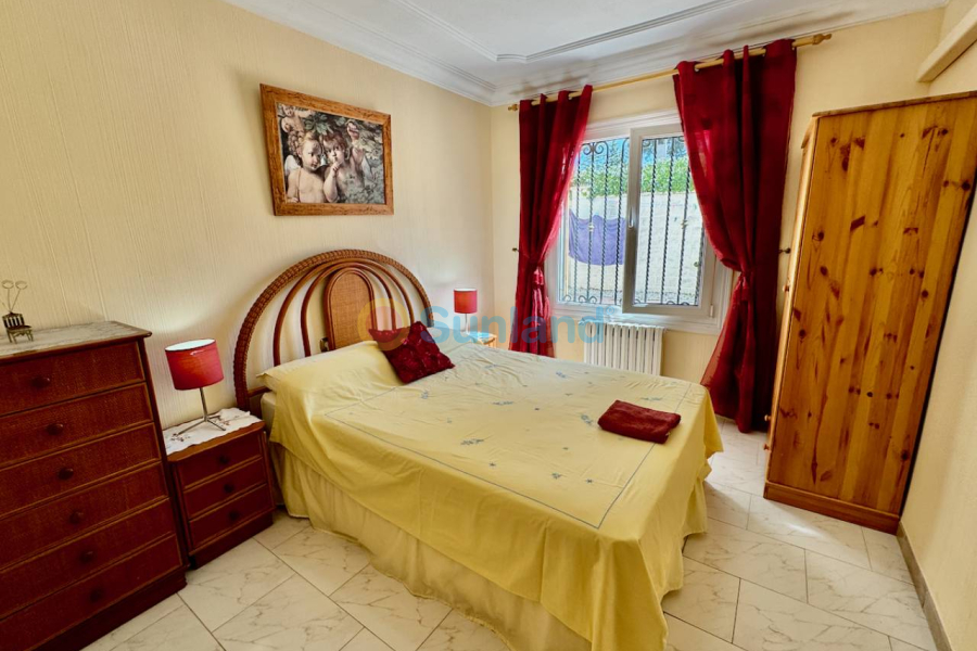 Segunda mano - Country house - Castalla