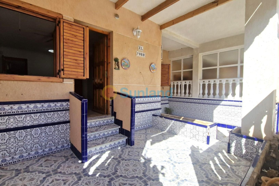 Resale - Townhouse - Torrevieja - Los Altos