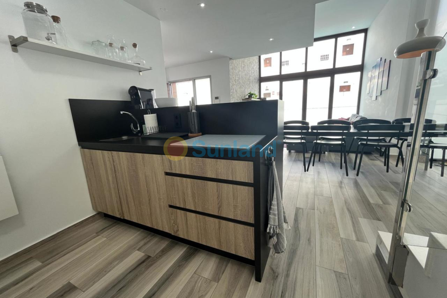 Вторичка - V - Los Balcones