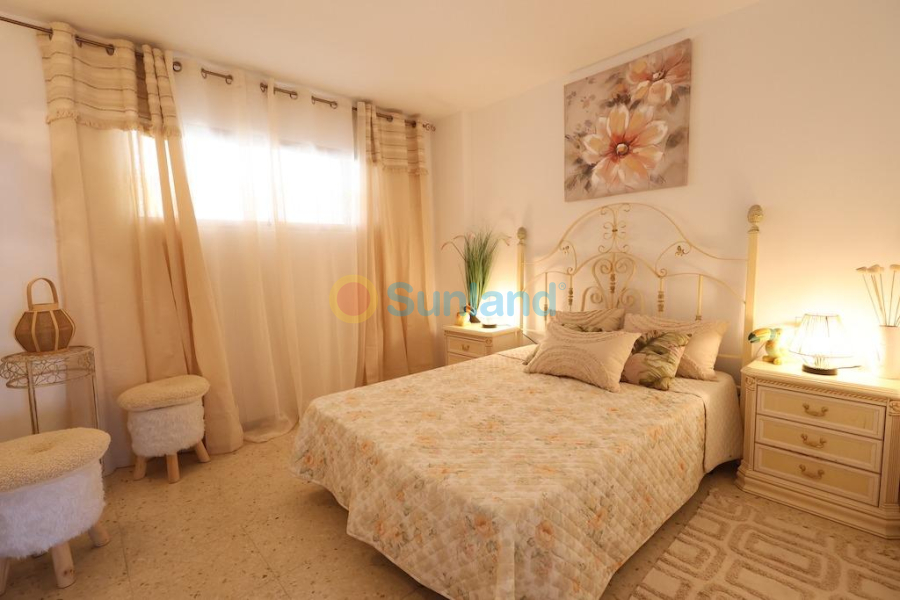 Segunda mano - Apartamento - ALICANTE - Barrio Obrero