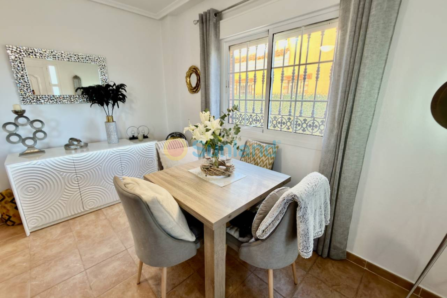 Använda fastigheter - Villa - Guardamar del Segura - El Raso