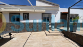 Resale - Villa - Torrevieja - 