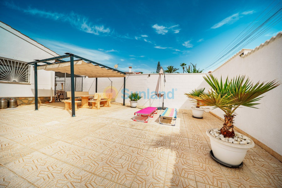 Resale - Villa - Ciudad Quesada