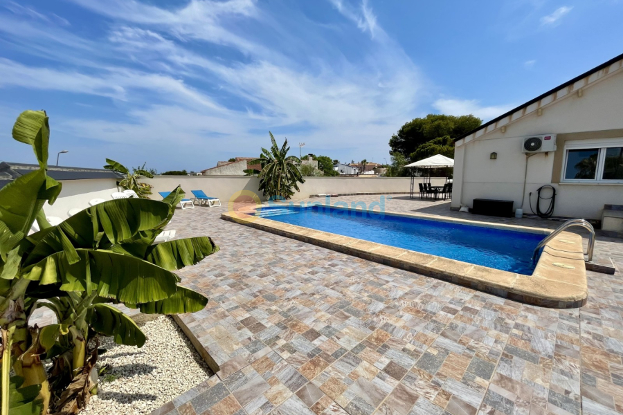 Вторичка - Bилла - Torrevieja - Los Balcones