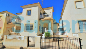 Använda fastigheter - Villa - Playa Flamenca