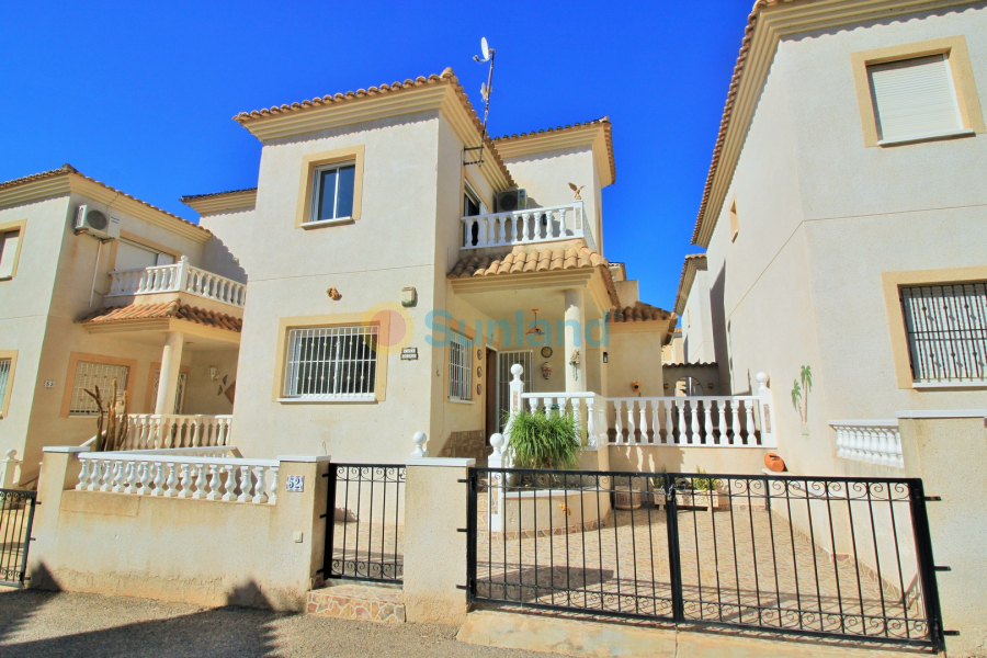 Använda fastigheter - Villa - Playa Flamenca