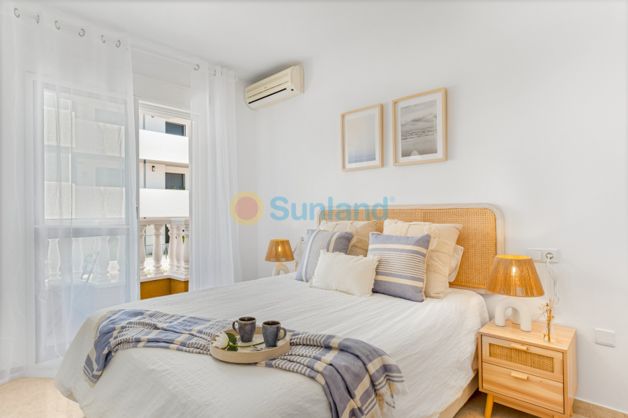 Resale - Townhouse - Orihuela Costa - Villamartín