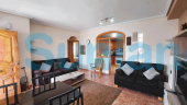 Resale - Chalet - Torrevieja - Los Balcones