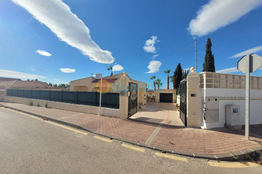 Segunda mano - Chalet - San Fulgencio - Urbanización La Marina