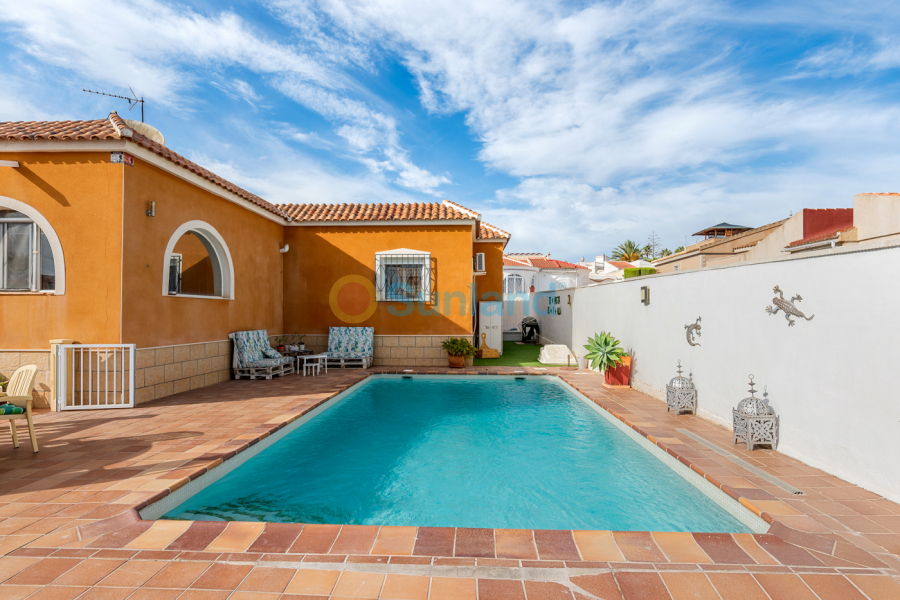 Resale - Villa - Ciudad Quesada - Rojales