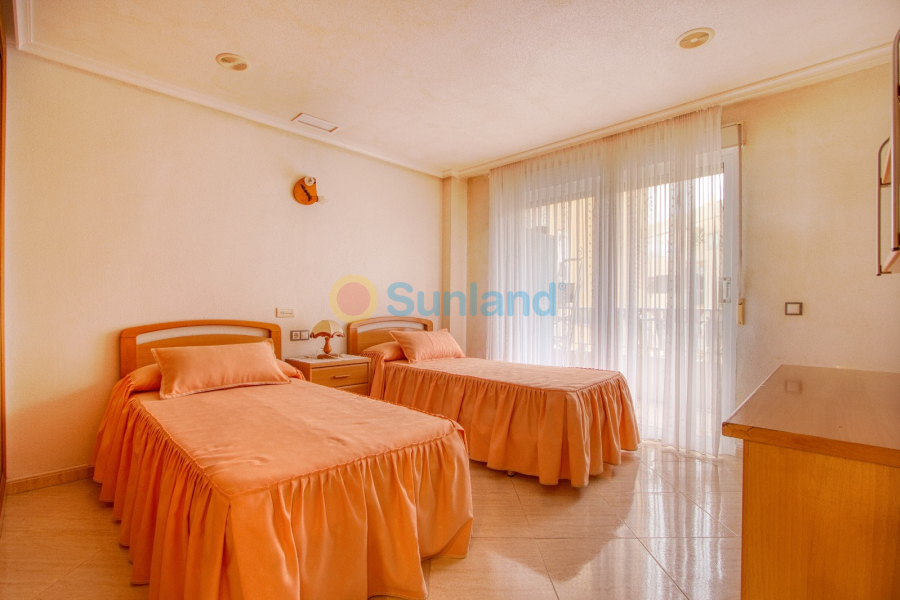 Segunda mano - Apartamento - Torrevieja - Playa del Cura