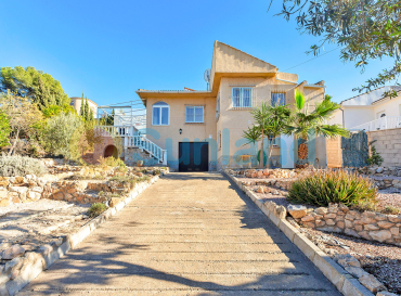 Villa - Använda fastigheter - Torrevieja - Los Balcones