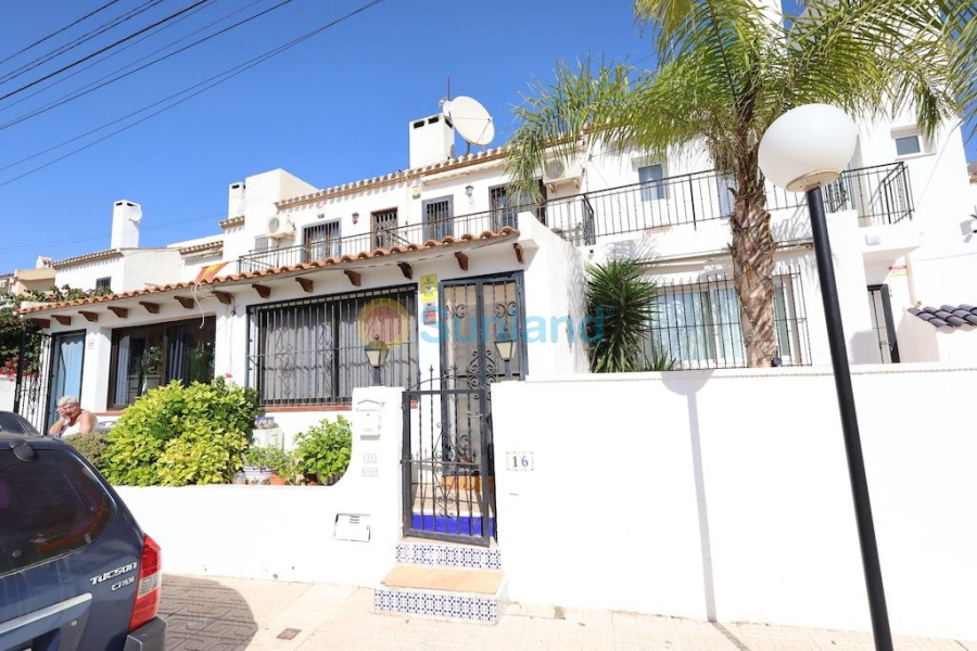 Brukte eiendommer - Terraced house - San Miguel De Salinas - Villamartín