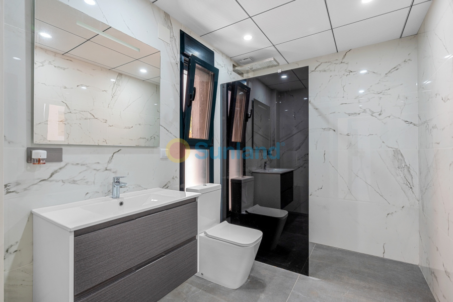 Вторичка - Bилла - Campoamor