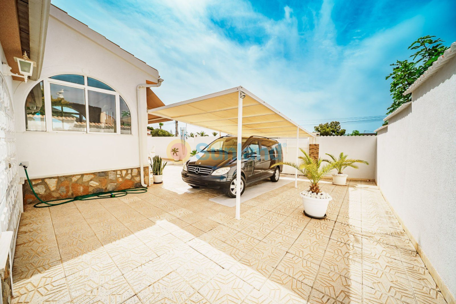 Resale - Villa - Ciudad Quesada