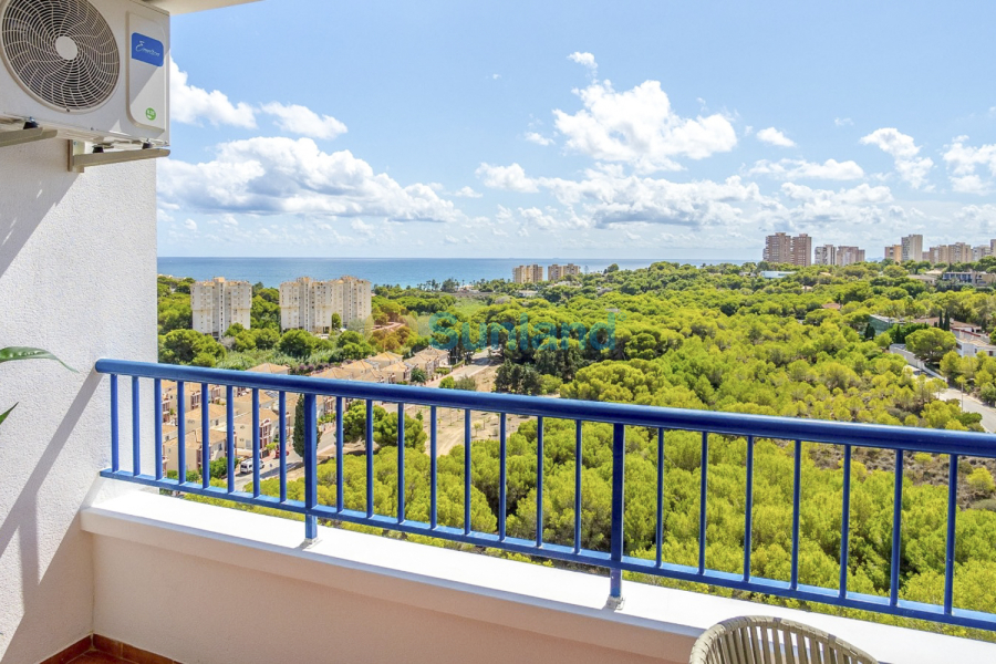 Resale - Apartment - Orihuela Costa - Campoamor