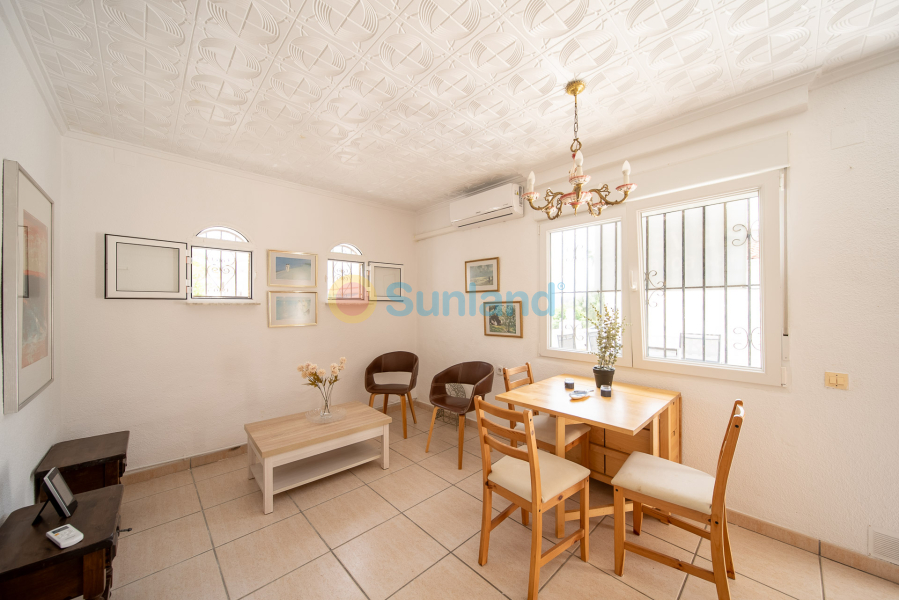 Resale - Villa - Guardamar del Segura - Pinomar