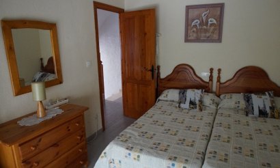 Resale - Villa - Guardamar del Segura