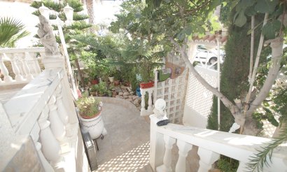 Resale - Villa - Guardamar del Segura