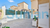 Använda fastigheter - Villa - Torrevieja - Los Altos