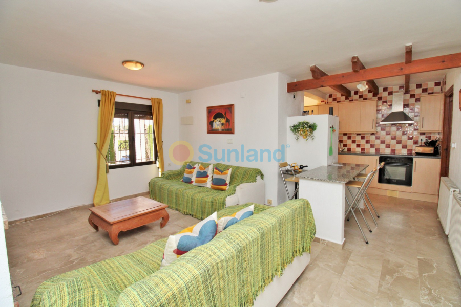 Segunda mano - Chalet - Villamartin