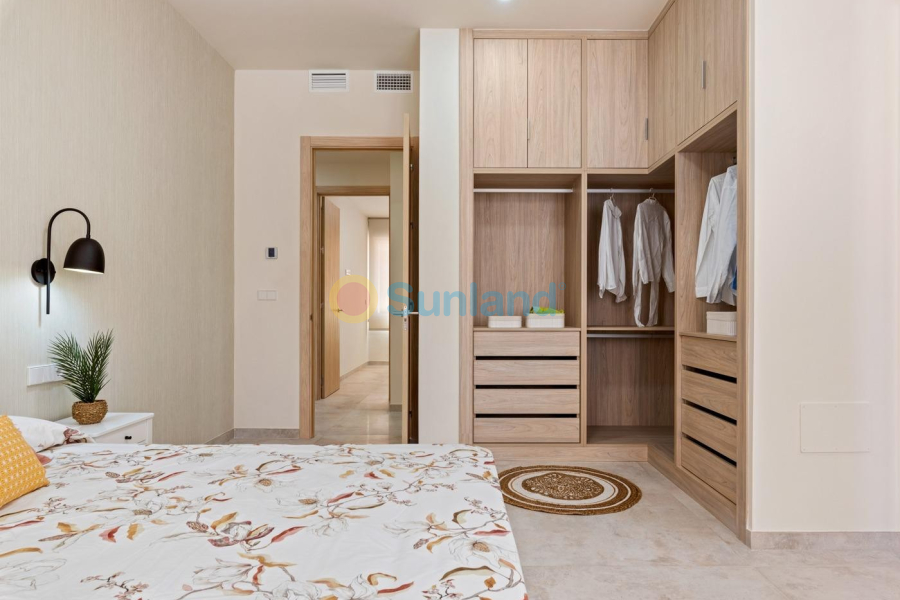 Resale - Apartment - La Manga del Mar Menor - 