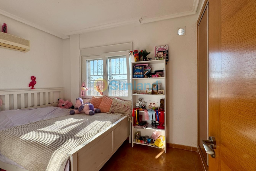 Segunda mano - Chalet - Torrevieja - Los Altos*