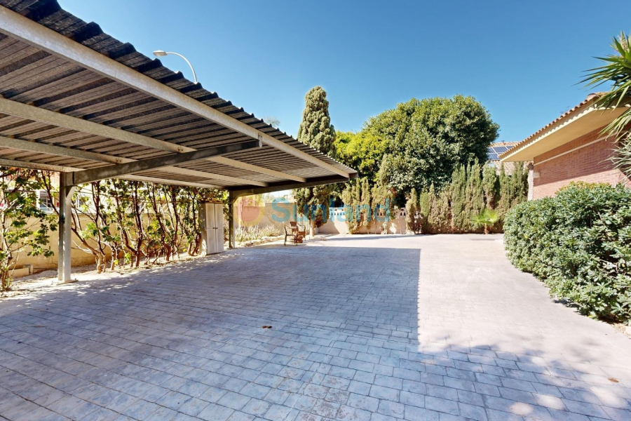 Resale - Villa - San Juan - San Juan de Alicante