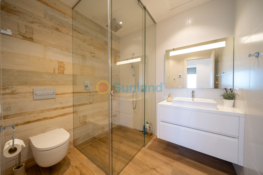 Verkauf - Apartamento - Orihuela Costa - Las colinas golf