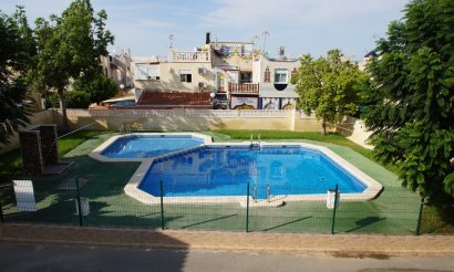 Använda fastigheter - Villa - Torrevieia - Torrevieja