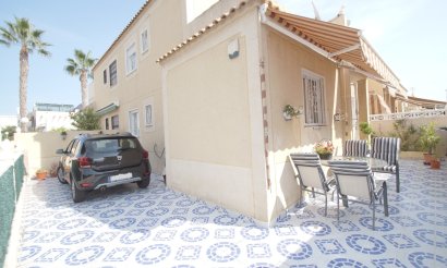 Använda fastigheter - Villa - Torrevieia - Torrevieja