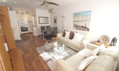 Använda fastigheter - Villa - Torrevieia - Torrevieja