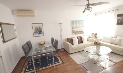 Använda fastigheter - Villa - Torrevieia - Torrevieja