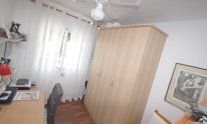 Använda fastigheter - Villa - Torrevieia - Torrevieja