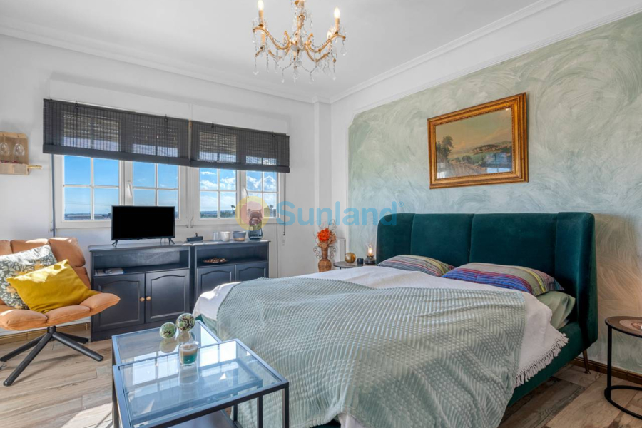 Segunda mano - Country house - Los Montesinos