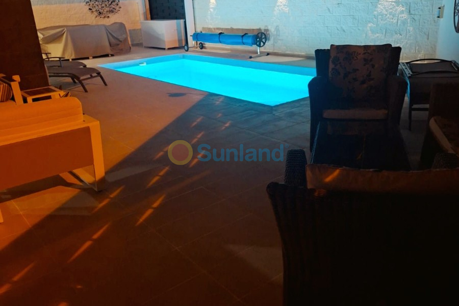 Använda fastigheter - Villa - Ciudad Quesada - Pueblo Bravo