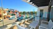 Resale - Villa - Villamartin