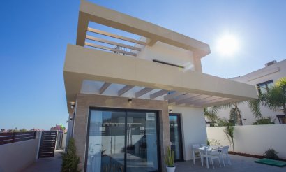 Nueva construcción  - Chalet - Los Montesinos - La Herrada