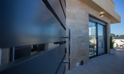 Nueva construcción  - Chalet - Los Montesinos - La Herrada