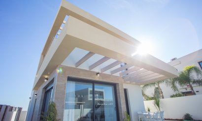 Nueva construcción  - Chalet - Los Montesinos - La Herrada