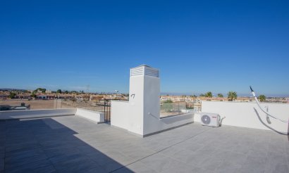 Nueva construcción  - Chalet - Los Montesinos - La Herrada