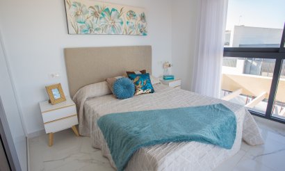 Nueva construcción  - Chalet - Los Montesinos - La Herrada