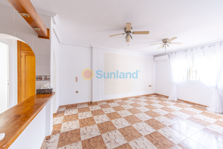 Resale - Casa de Pueblo - Orihuela Costa - La Regia