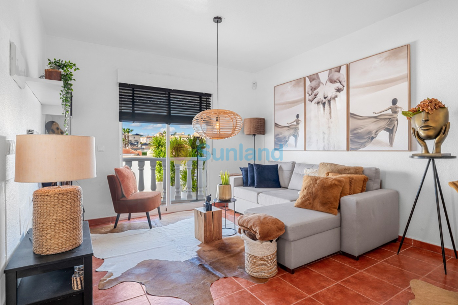 Verkauf - Haus - Orihuela Costa - Villamartin