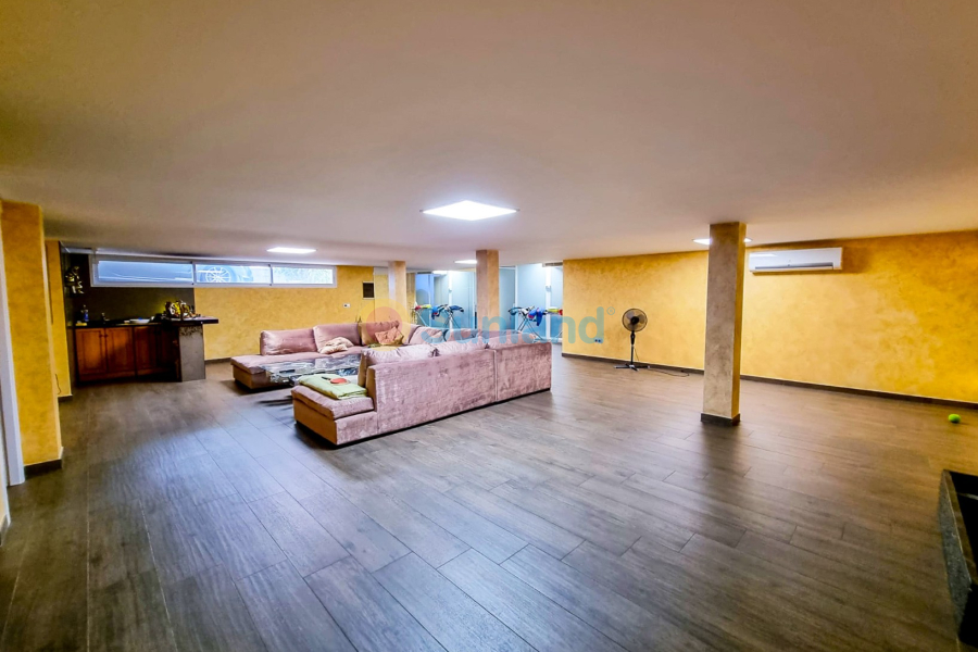 Segunda mano - Chalet - Torrevieja - La Mata