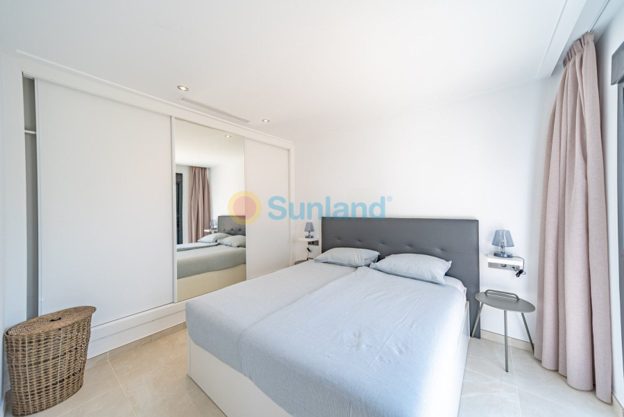 Вторичка - Bилла - Ciudad Quesada