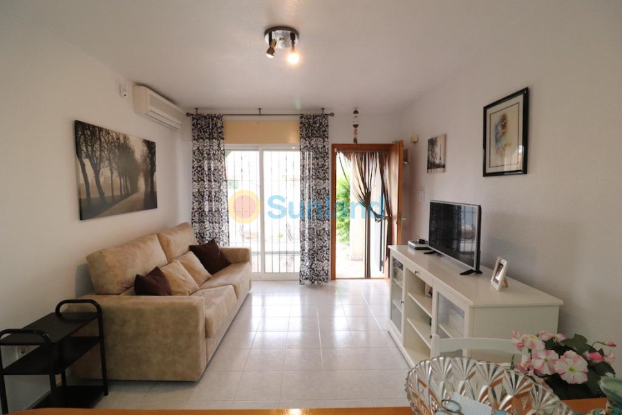 Använda fastigheter - Bungalow - Torrevieja - Torretas