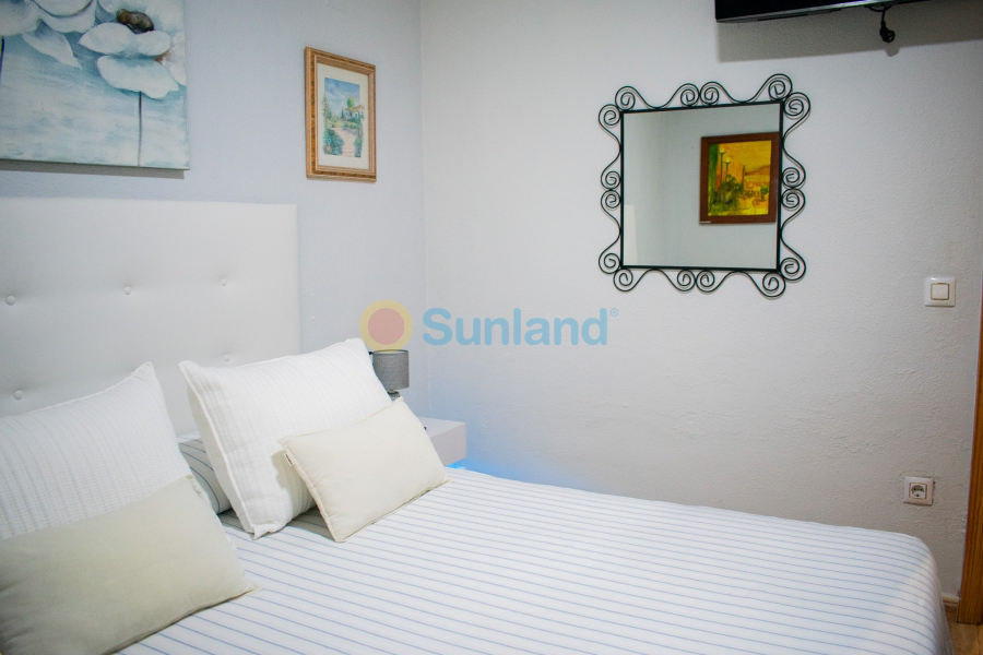 Resale - Townhouse - Torrevieja - 