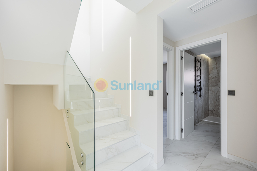 Resale - V - Cuidad Quesada